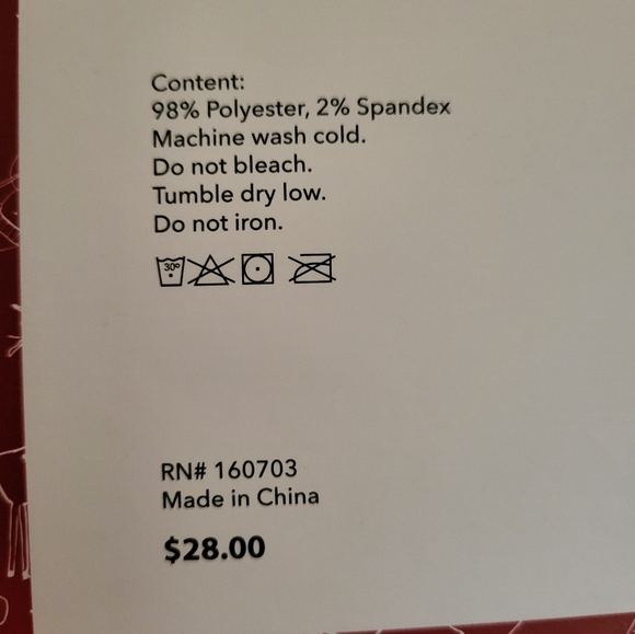 Rae Dunn Ladies Cozy Socks (NEW in box) 4 Pairs - Picture 8 of 9